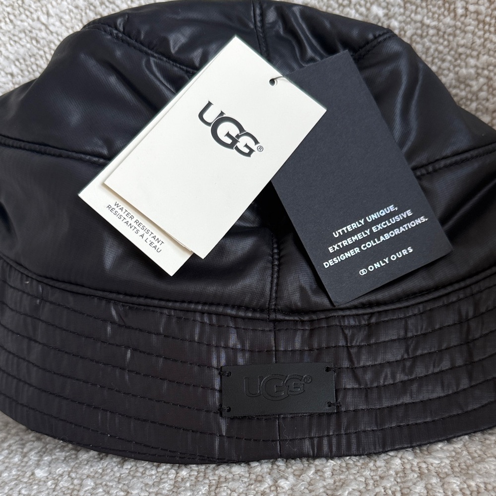 UGG Sleek Black Quilted Bucket Hat